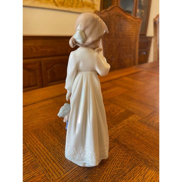 Nao by Lladro Collectible Porcelain Figurine: MY RAG DOLL - Picture 4 of 7